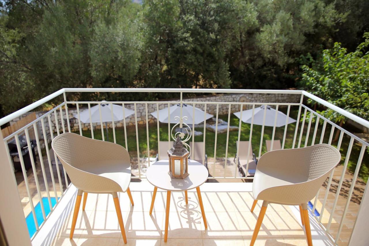 Amarianos Villas Agia Efimia Екстериор снимка