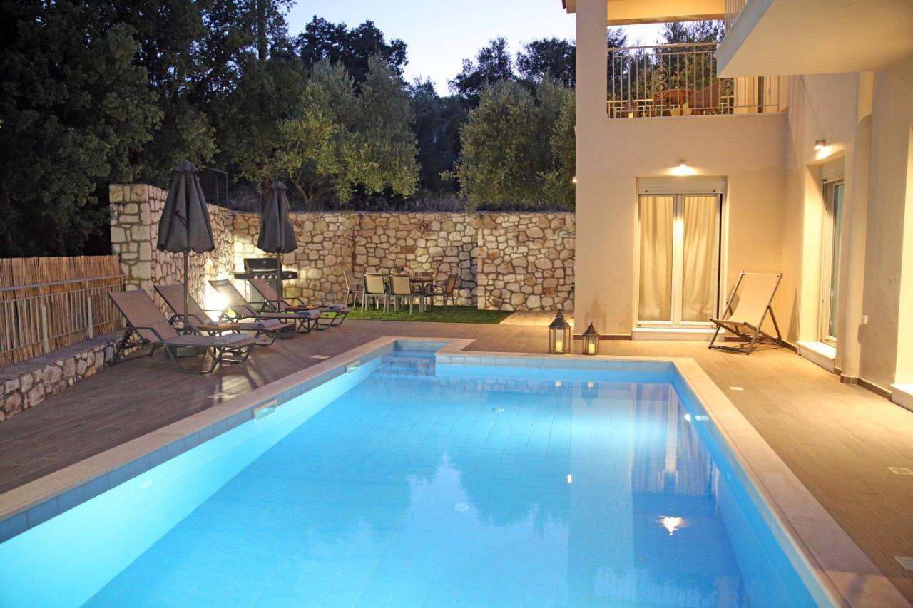 Amarianos Villas Agia Efimia Екстериор снимка