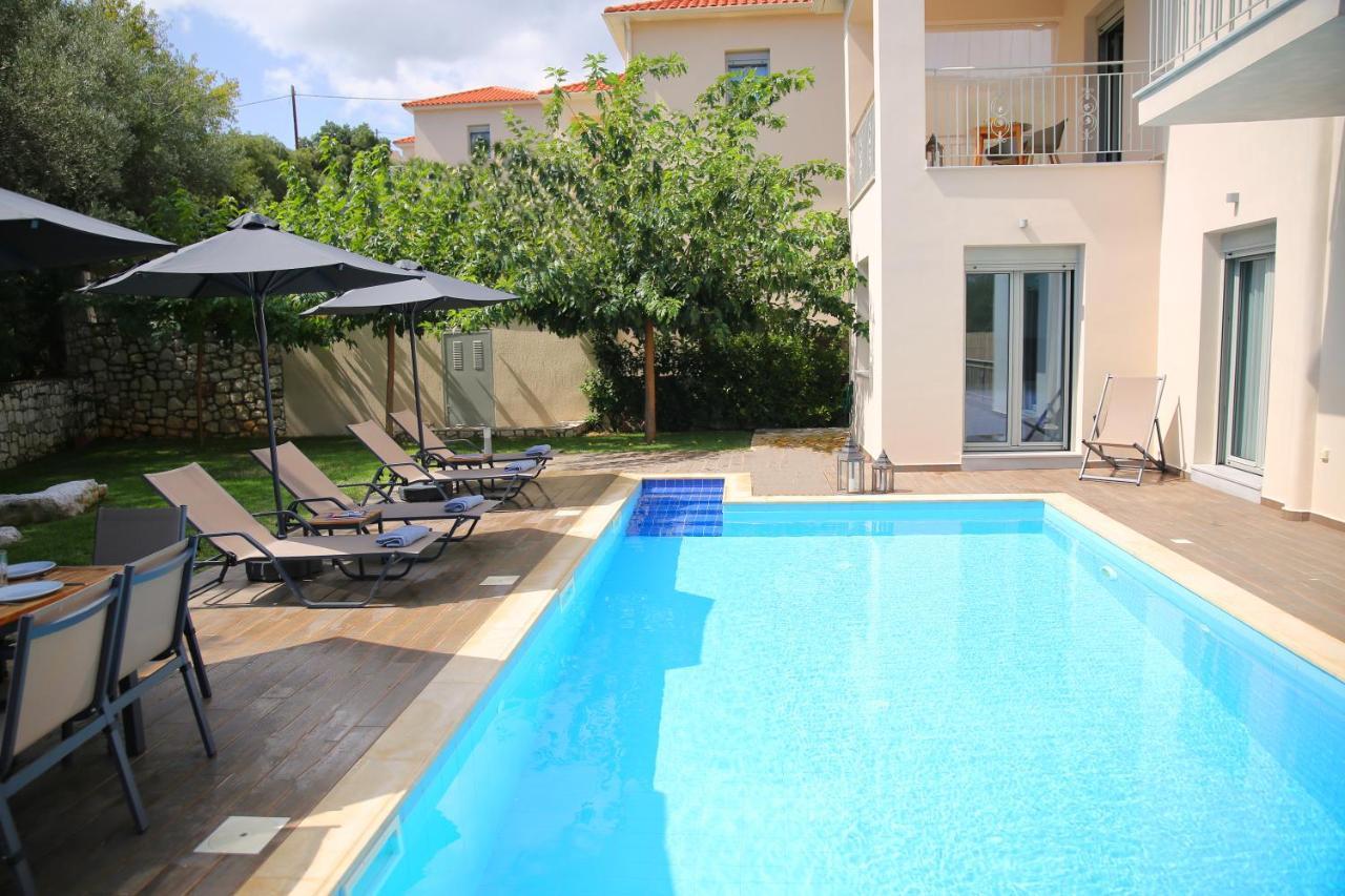 Amarianos Villas Agia Efimia Екстериор снимка