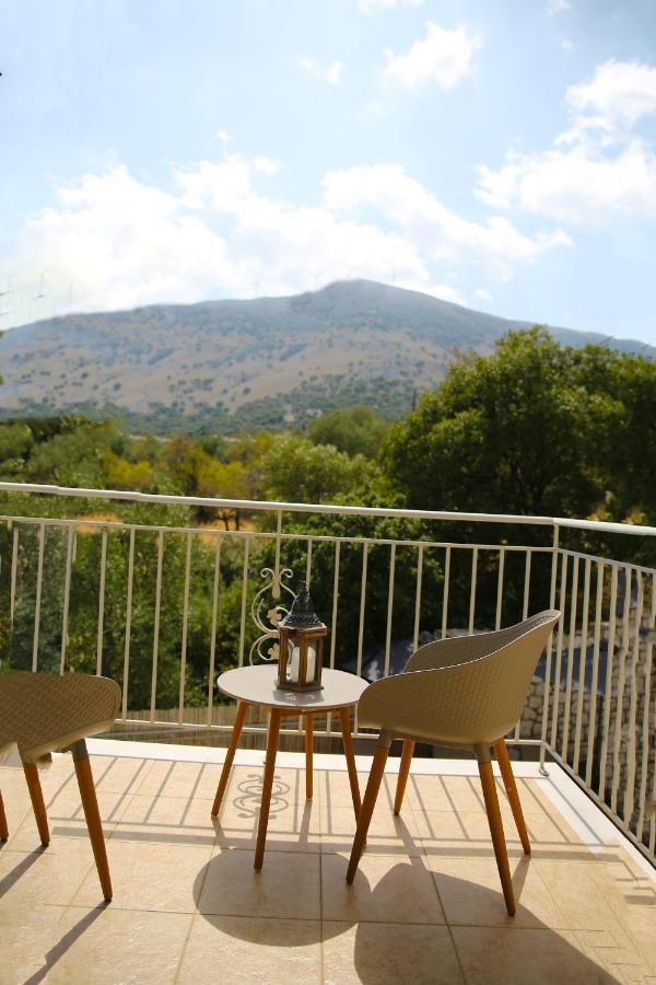 Amarianos Villas Agia Efimia Екстериор снимка