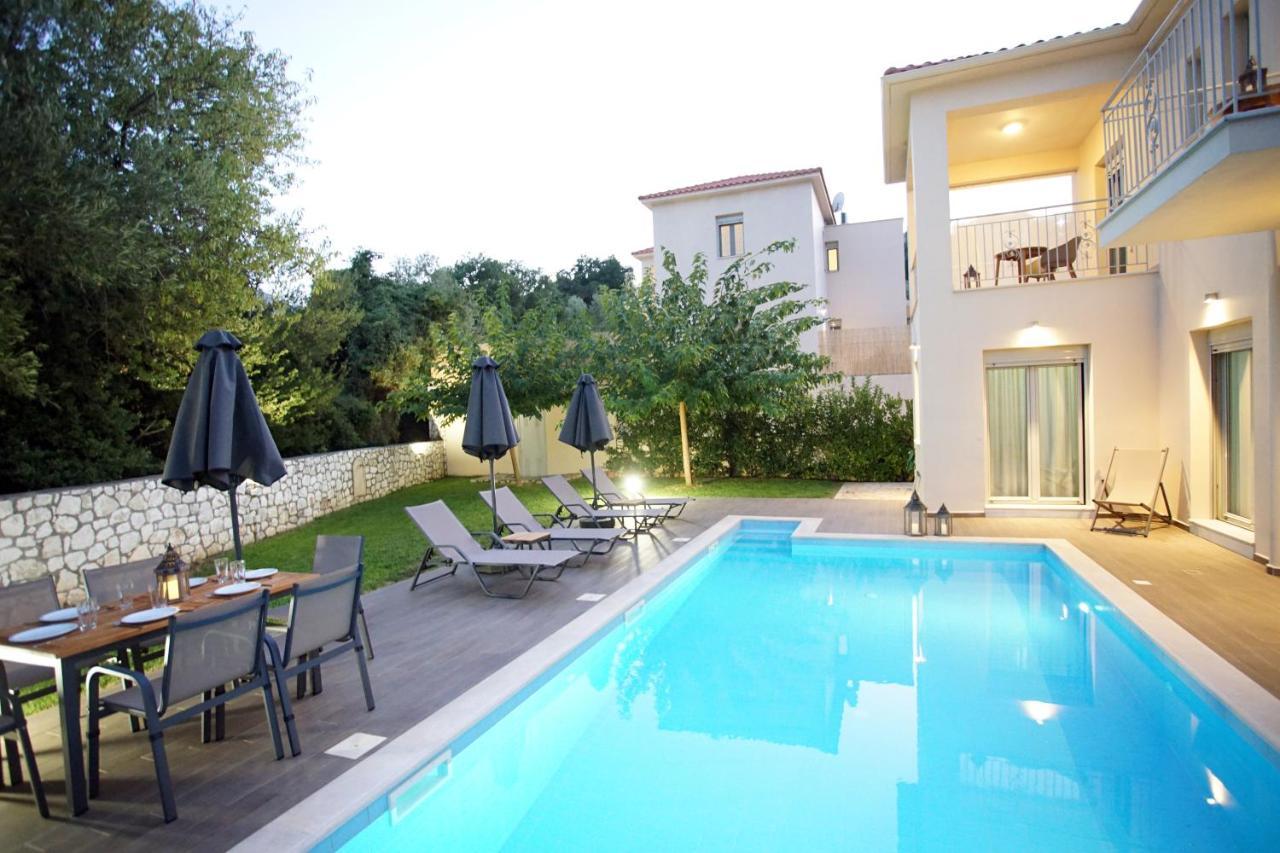 Amarianos Villas Agia Efimia Екстериор снимка