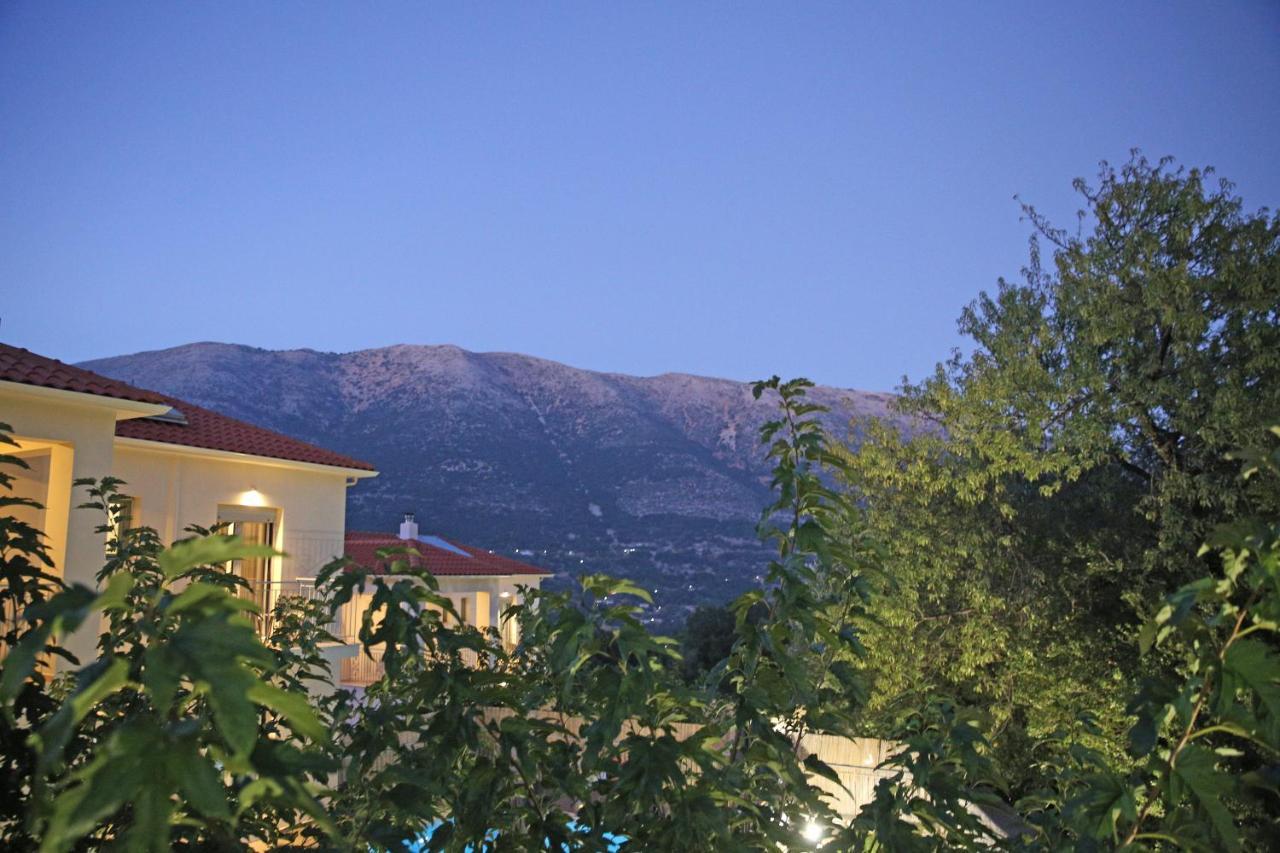 Amarianos Villas Agia Efimia Екстериор снимка